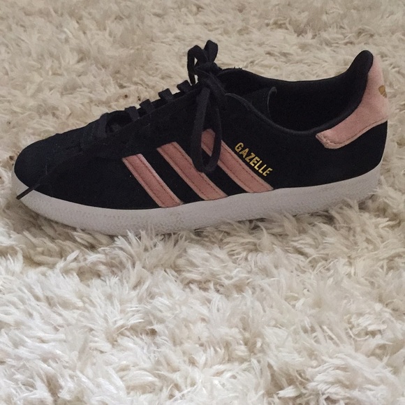 womens adidas gazelle size 7